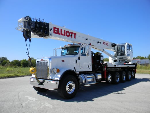Used 2019 Elliott 45142 on Used 2019 Peterbilt 367