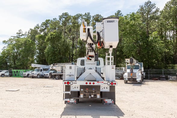 New Versalift VN-555-MHI on New International HV507