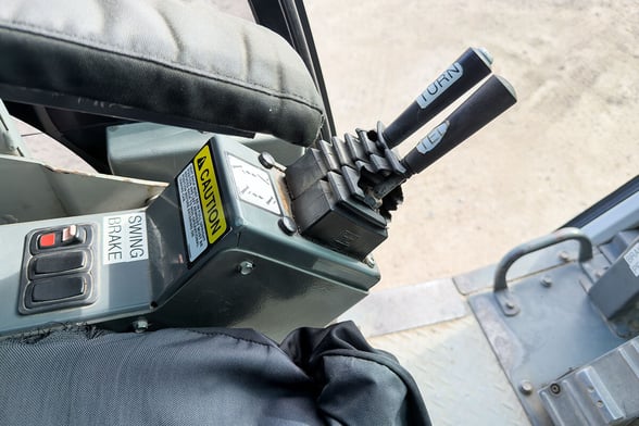 Used 2012 National NBT45103 on Used 2012 Peterbilt 367