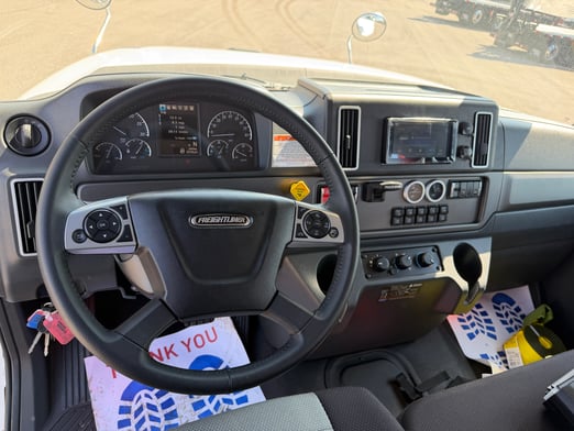 New Fassi F390SE.24 TSRC on New Freightliner 114SD Plus