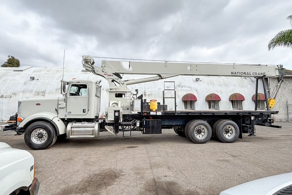 Used 2020 National NBT30H-2-110 on Used 2020 Peterbilt 567