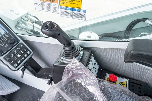 New Manitex TC65-159 on New Kenworth T880