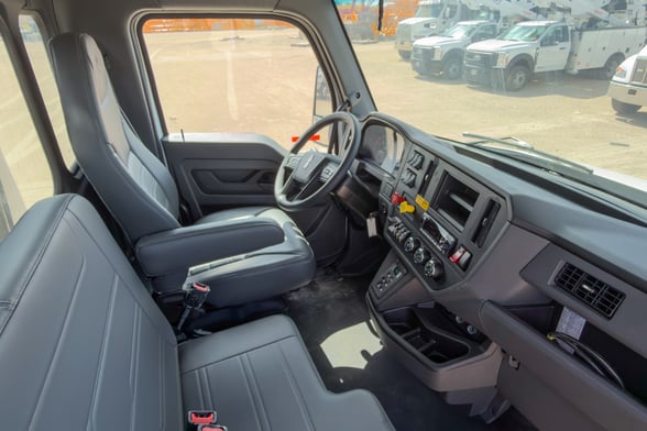 New Manitex 30102C on New Kenworth T480