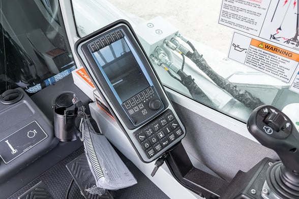 New Manitex TC65-159 on New Kenworth T880