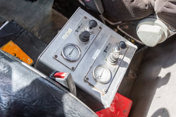 Used 2012 National NBT45103 on Used 2012 Peterbilt 367