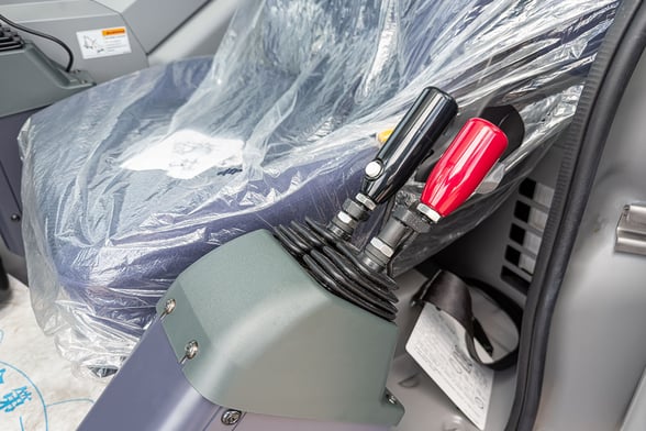 New Tadano GR-1000XLL-4 on New Tadano Carrier Tadano Carrier