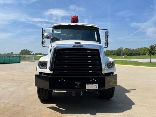 New Fassi F425SE.04 on New Freightliner 114SD+