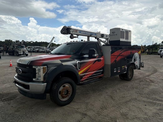 Used 2019 Auto Crane HC-8x with Titan 38 service body on Used 2019 Ford F-550