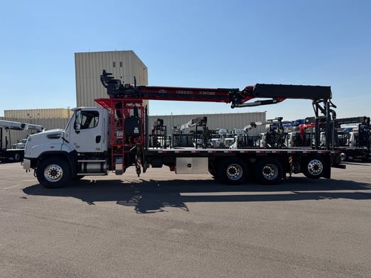 New Fassi F390SE.24 TSRC on New Freightliner 114SD Plus