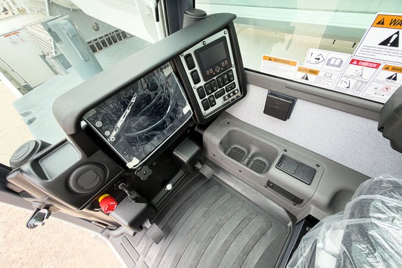 New Tadano AC 4.080-1 on New Tadano Carrier Carrier