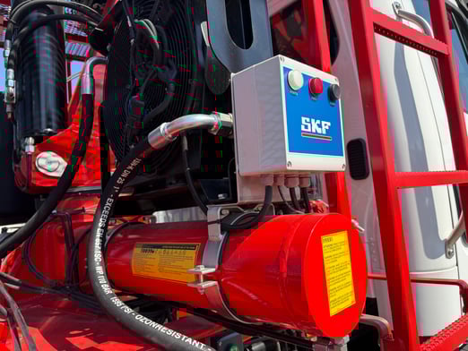 New Fassi F390SE.24 TSRC on New Freightliner 114SD Plus