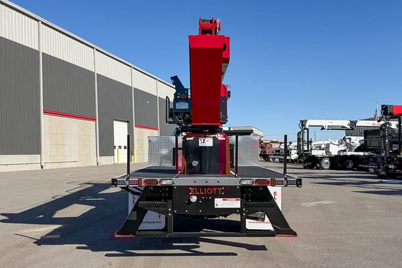 New Elliott L50R on New Ford F-550