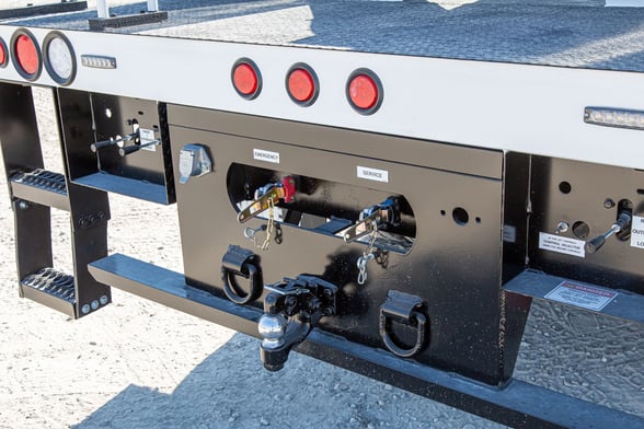 New Versalift VN-555-MHI on New Freightliner M2 106