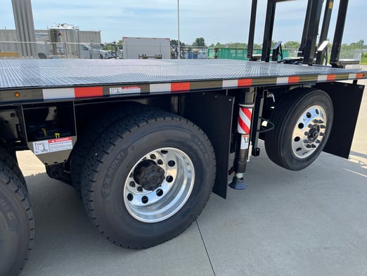 New Fassi F425SE.04 on New Freightliner 114SD+