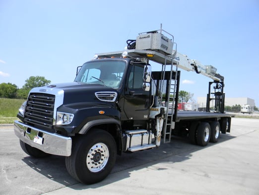 Used 2014 Cormach 30000 WB45 on Used 2015 Freightliner 114SD