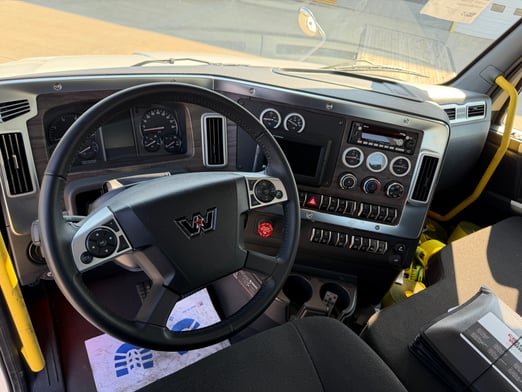 New Cormach 50000 WB95 GC on New Western Star 47X