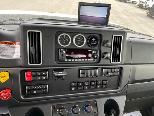 New Cormach 30000 WB66 GCRC on New Freightliner 114SD Plus