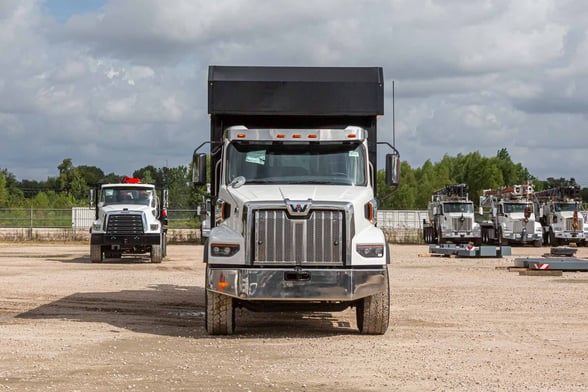 New Cranab TL12.2 on New Western Star 47X