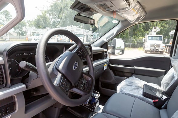 New Stellar 8630 with TMAX 1-11 aluminum body on New Ford F-550