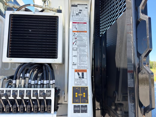 New IMT 16000 Series III on New Freightliner 114SD Plus