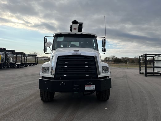 New IMT 42684 on New Freightliner 114SD Plus