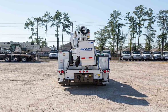 New Skylift SBA47I-MH on New Ford F-550