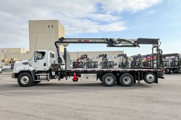 New IMT 42684 on New Freightliner 114SD Plus