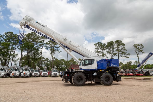 New Tadano GR-1000XLL-4 on New Tadano Carrier Tadano Carrier