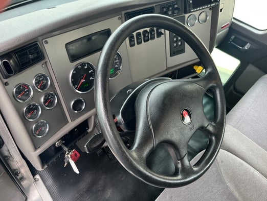 Used 2021 Cormach 14000 E4 A.S.C. on Used 2021 Kenworth T270