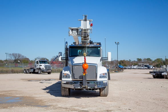 New Manitex 40124SHL on New Kenworth T880
