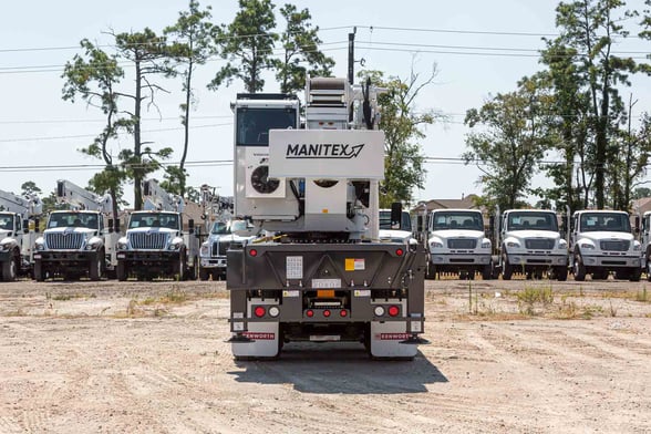 New Manitex 40124SHL SWB on New Kenworth T880