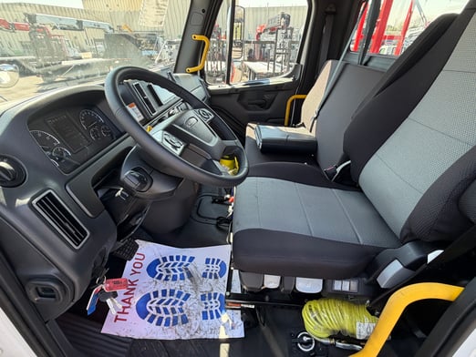 New Fassi F390SE.24 TSRC on New Freightliner 114SD Plus