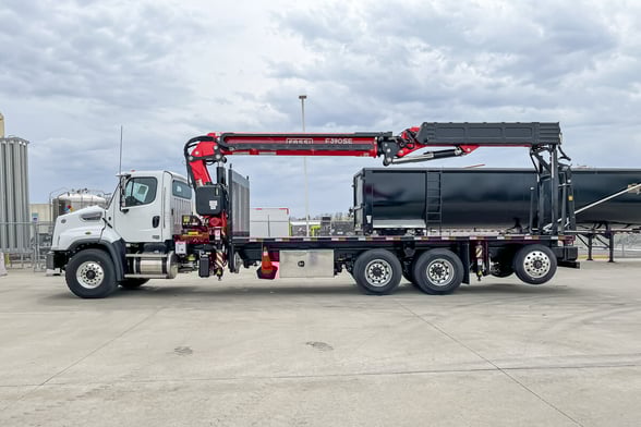 New Fassi F390SE.24 GC on New Freightliner 114SD+
