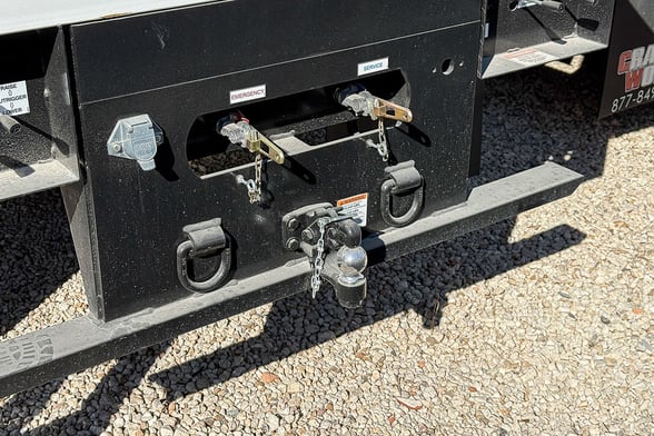 New Versalift VN-555-MHI on New International HV507
