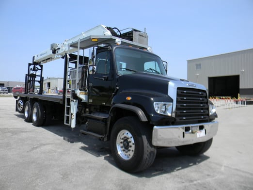 Used 2014 Cormach 30000 WB45 on Used 2015 Freightliner 114SD