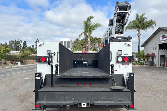 New Stellar 8630 with TMAX 1-11 aluminum body on New Ram 5500