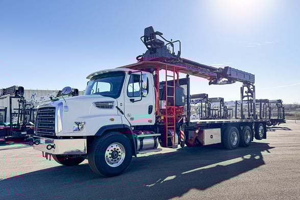 New Fassi F390SE.24 TSRC on New Freightliner 114SD Plus