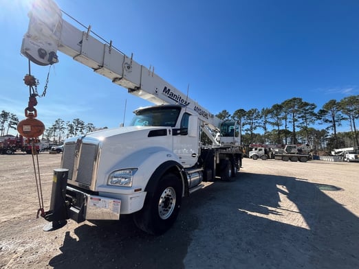 Used 2020 Manitex 40124SHL on Used 2020 Kenworth T880