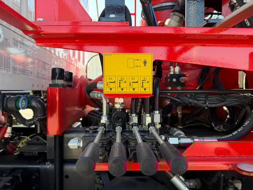 New Fassi F390SE.24 TSRC on New Freightliner 114SD Plus