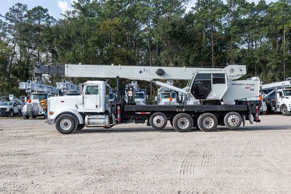 Used 2012 National NBT45103 on Used 2012 Peterbilt 367