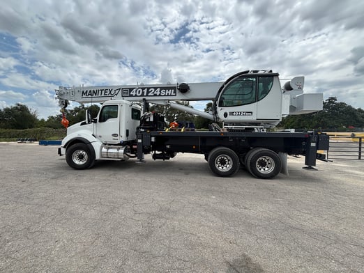 New Manitex 40124SHL SWB on New Kenworth T880