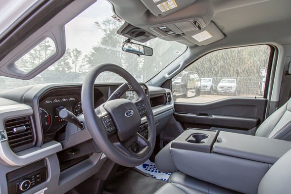 New Versalift SST-40-EIH on New Ford F-550