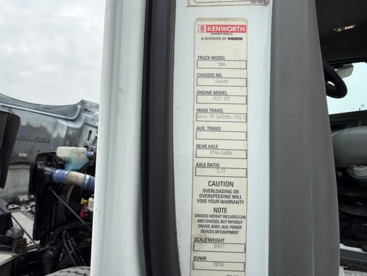 Used 2017 Palfinger PK 40002 EH F on Used 2017 Kenworth T880