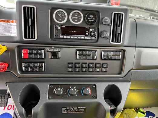 New Cormach 30000 WB66 on New Freightliner 114SD+