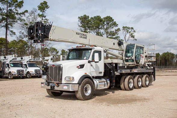 New National NBT60XL on New Peterbilt 567
