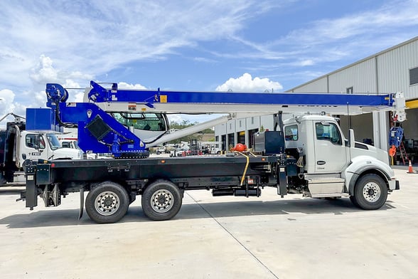 New Manitex 40124SHL on New Kenworth T880