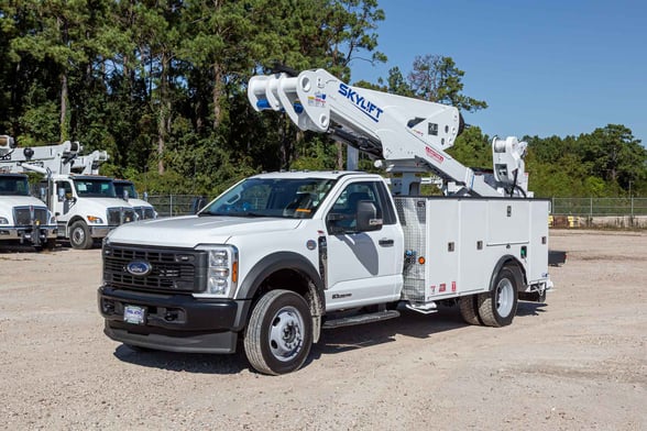 New Skylift SBA47I-MH on New Ford F-550