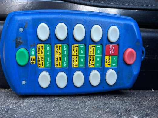 Used 2020 Manitex 40124SHL on Used 2020 Kenworth T880