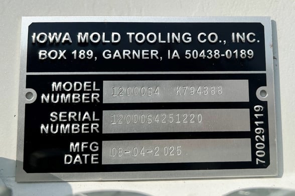 New IMT 12000 Dominator III Service body on New Peterbilt 536
