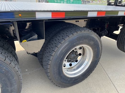 New Cormach 30000 WB66 on New Freightliner 114SD+